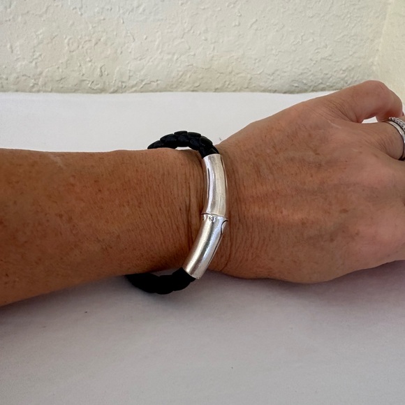 John Hardy Bamboo Collection Leather Bracelet - Picture 8 of 8